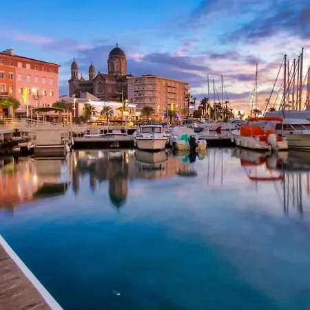 Miami - Neuf - Centre - Plages - Gare - A Pied - Equipe *