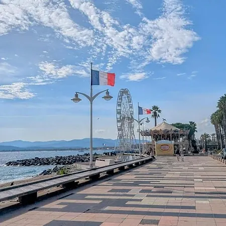 Miami - Neuf - Centre - Plages - Gare - A Pied - Equipe Saint-Raphael (Var)